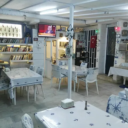 Uysal 3* 马尔马里斯