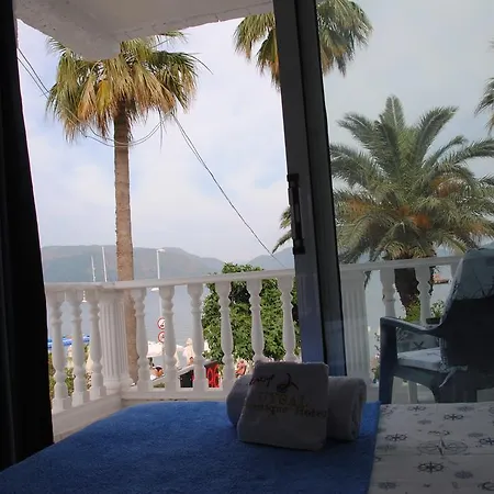 Bed & Breakfast Uysal 3*