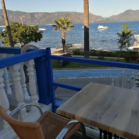 Bed & Breakfast Uysal 3*