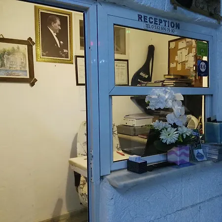 Uysal Bed & Breakfast